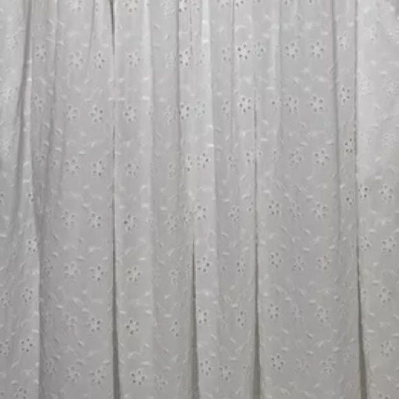 🤍TORRID White Halter Dress Ruffle Tiered White Eyelet Midi Lined Pockets Size 2 - Picture 2 of 6